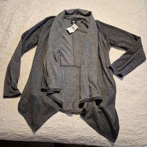 Bobeau Gray Sweater Large Waterfall Drape Asymmetrical Hem Long Sleeve NWT